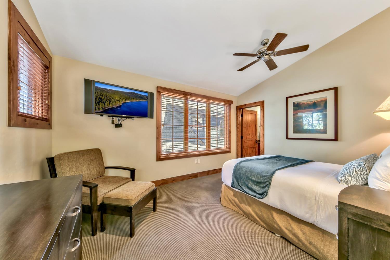 Sierra Shores Four - Lakefront Vistas Apartment