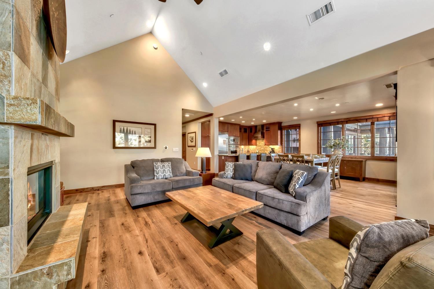 Sierra Shores Four - Lakefront Vistas *